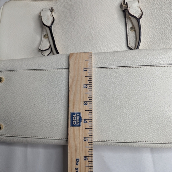 Elegant Shoulder Kate Spade Bag - Picture 13 of 15